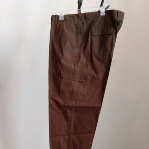 48 x 32 UT Max Cargo pants - NWOT